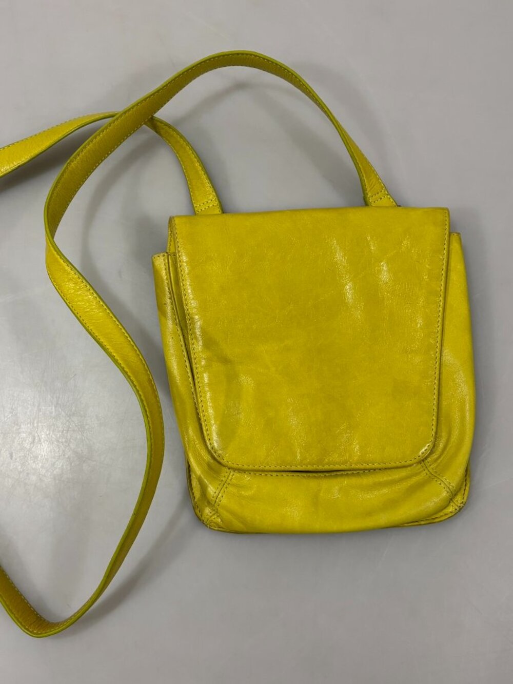 Hobo International Lemon Yellow Leather Small Cross-Body Shoulder Bag Handbag